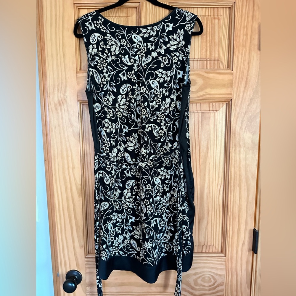 Ann Taylor - Picture 4 of 4